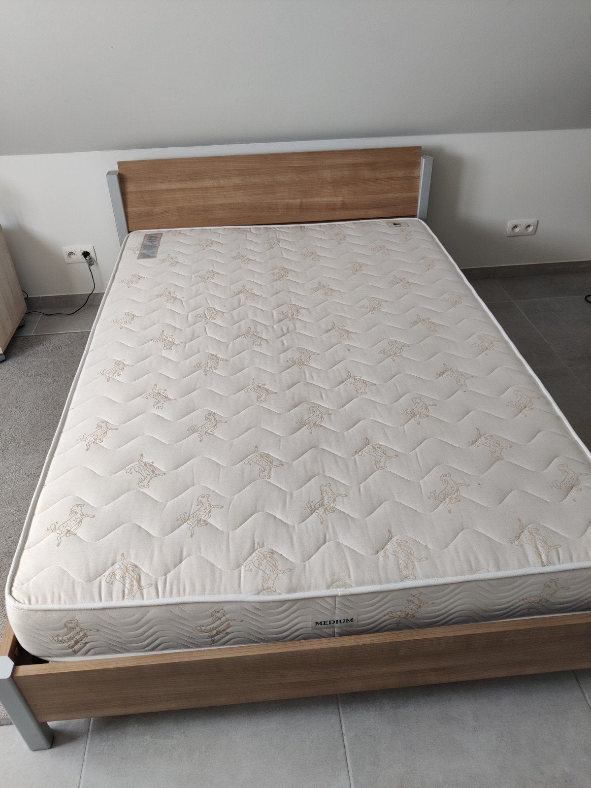 Bed 140cm, Huis en Inrichting, Slaapkamer | Bedden, Ophalen, Gebruikt, 140 cm, Twijfelaar