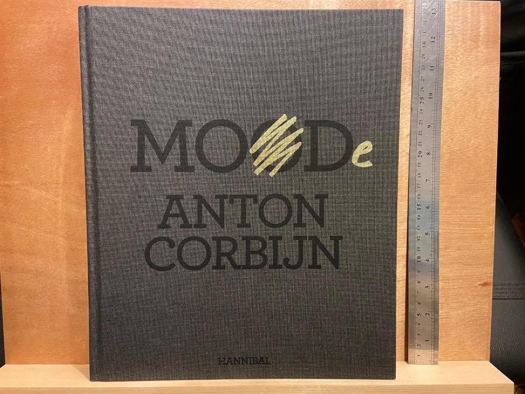 Anton Corbijn: MOOD/MODE, Boeken, Kunst en Cultuur | Fotografie en Design, Fotografen, Anton Corbijn, Ophalen of Verzenden, Zo goed als nieuw