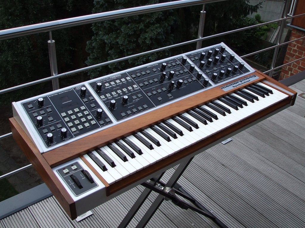 Memorymoog Plus, Musique & Instruments, Enlèvement, Utilisé, Avec connexion MIDI, 61 touches