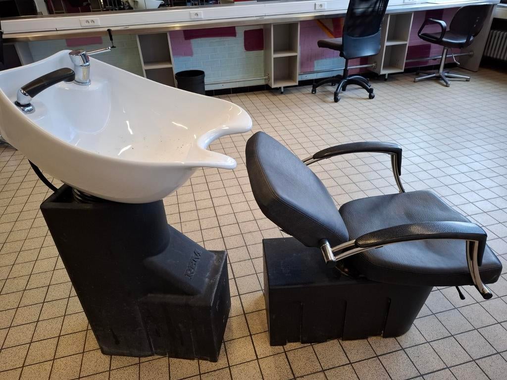 wasbak en stoelen te koop, Huis en Inrichting, Ophalen