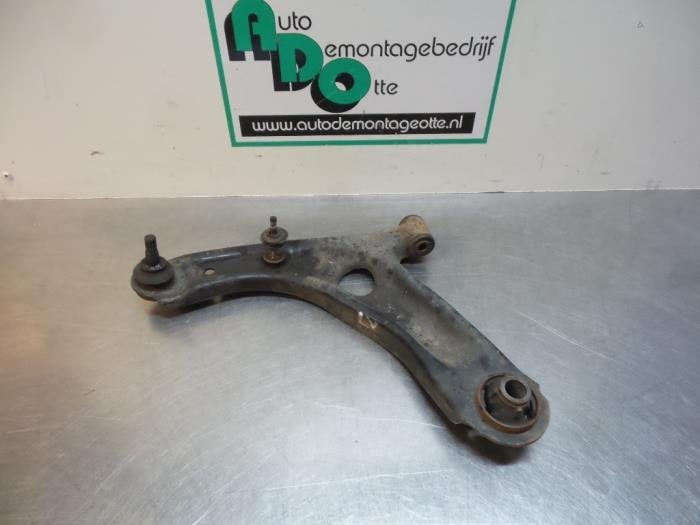 Draagarm links-voor van een Citroen C1 (C1 05-), Gebruikt, -, Ophalen of Verzenden, -