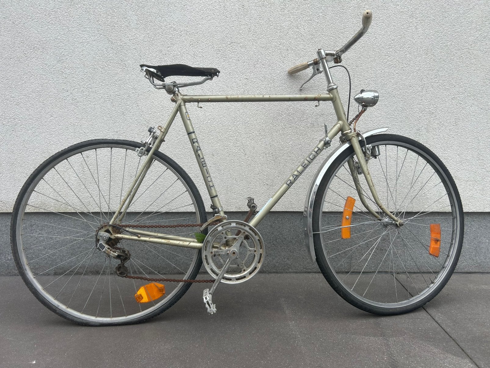 Oldtimer Raleigh (voor opmaak of onderdelen), Ophalen