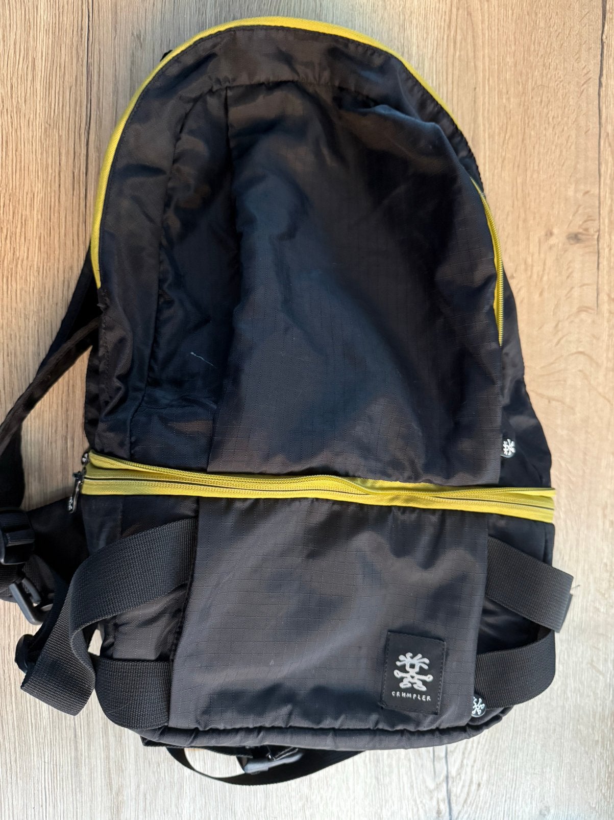 Crumpler cameratas/ rugzak, Audio, Tv en Foto, Ophalen, Zo goed als nieuw, Gevoerd, Heuptas