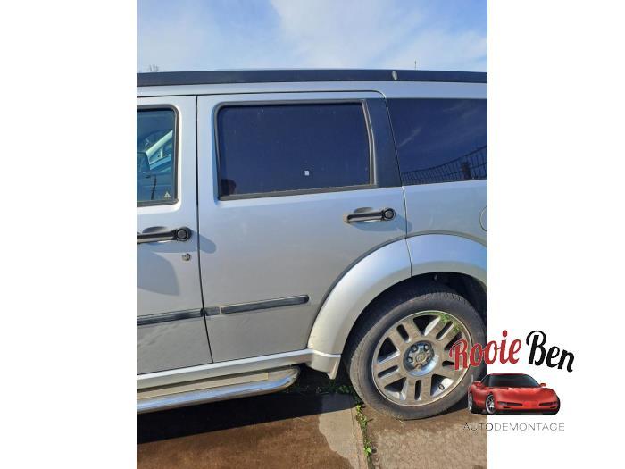 Portier 4Deurs links-achter van een Dodge Nitro (PS2), Gebruikt, -, Deur, -