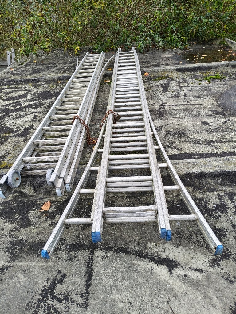 Echelle triple, Doe-het-zelf en Bouw, Ophalen, Gebruikt, Ladder, 4 meter of meer