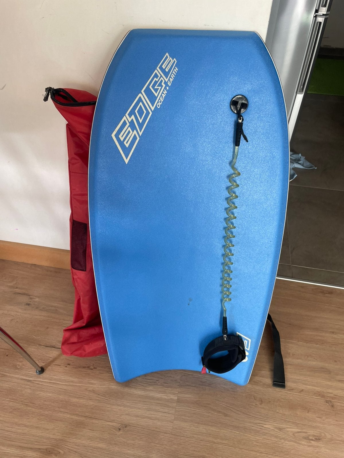BODYBOARD EDGE OCEAN & EARTH, Enlèvement, Comme neuf, Funboard, Avec sac de transport