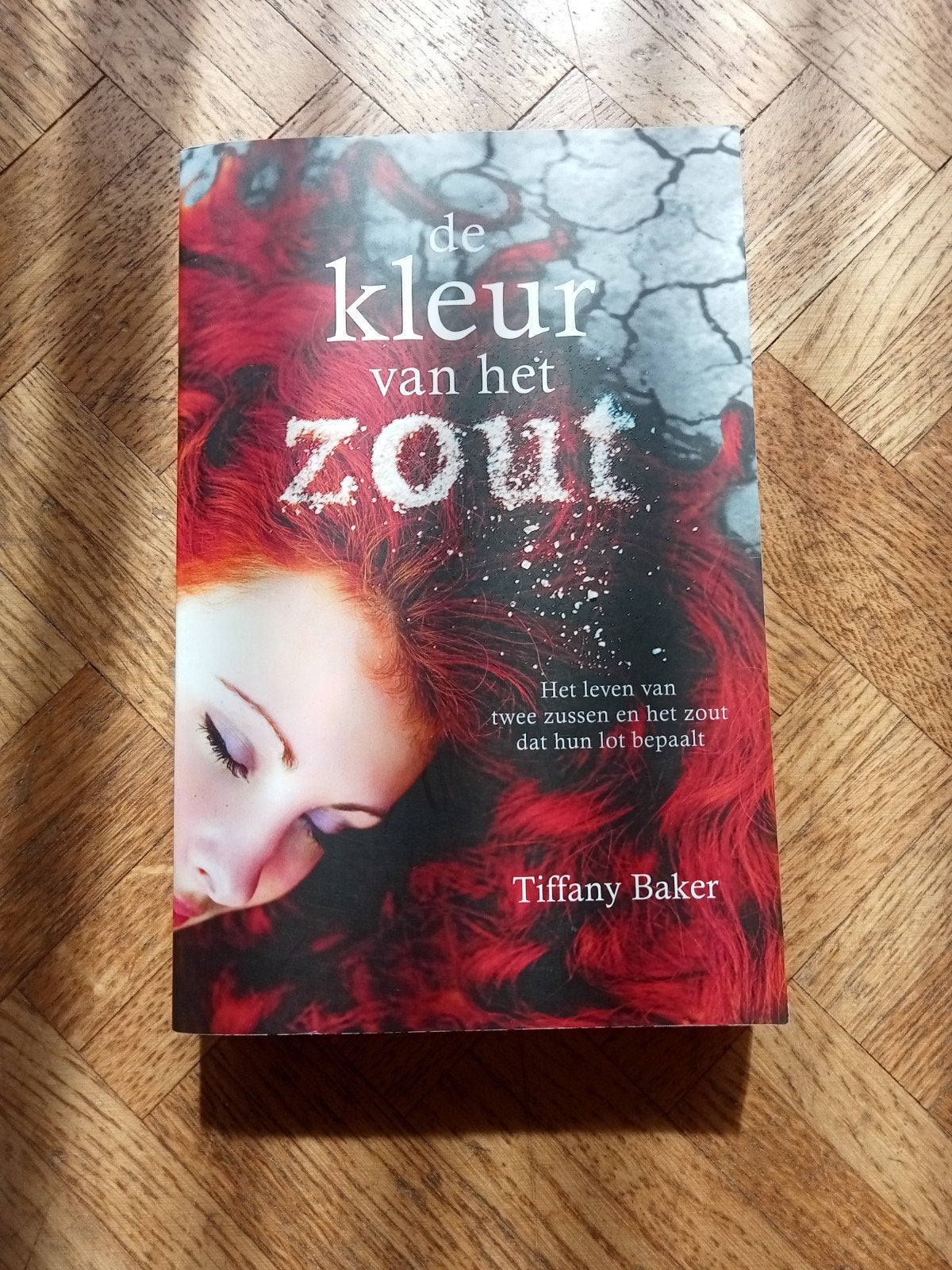 Tiffany Baker: De kleur van het zout, Ophalen of Verzenden, Gelezen