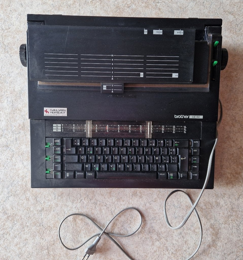 oud typmachine Brother CE-60, Diversen, Typemachines, Ophalen, Zo goed als nieuw