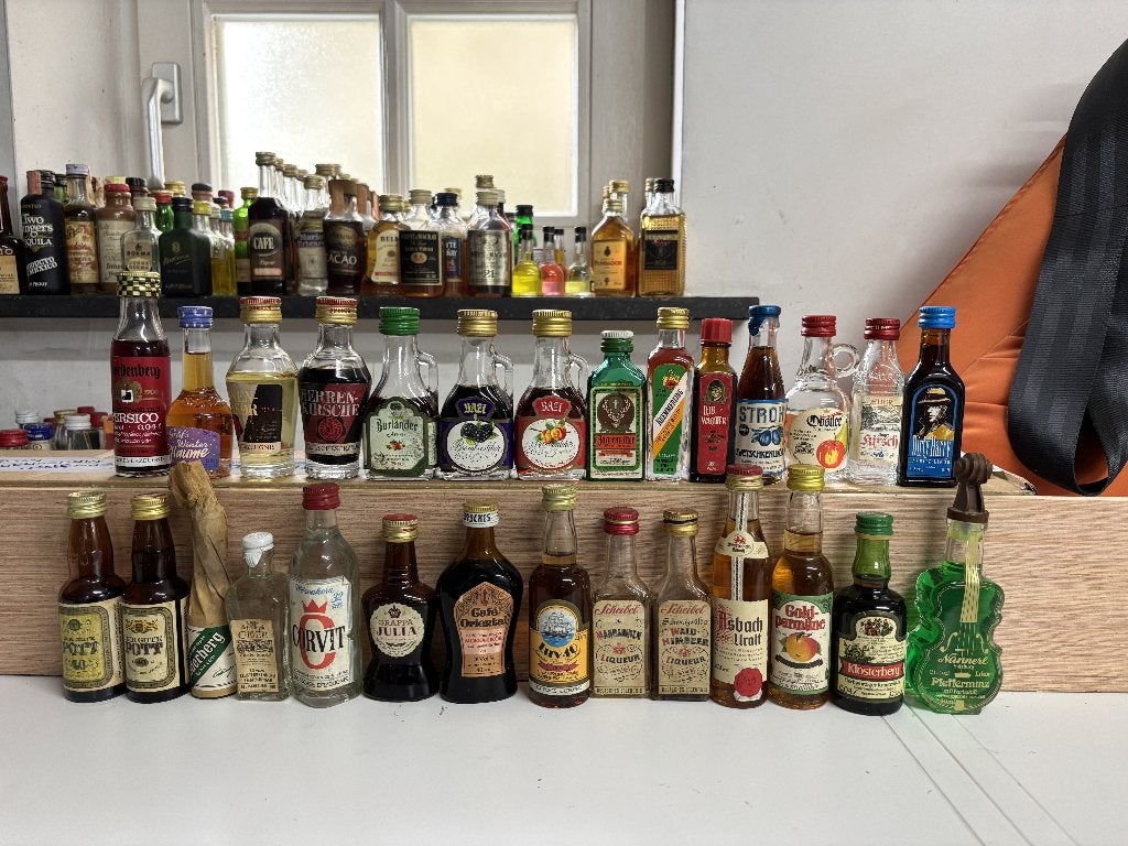 Lot van 28 Vintage Duitse Miniaturen, Ophalen of Verzenden, Gebruikt, Overige typen