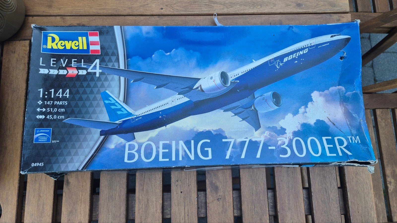1/144 Revell B777, Hobby & Loisirs créatifs, Modélisme | Avions & Hélicoptères, Enlèvement ou Envoi, Revell, 1:144 à 1:200, Comme neuf