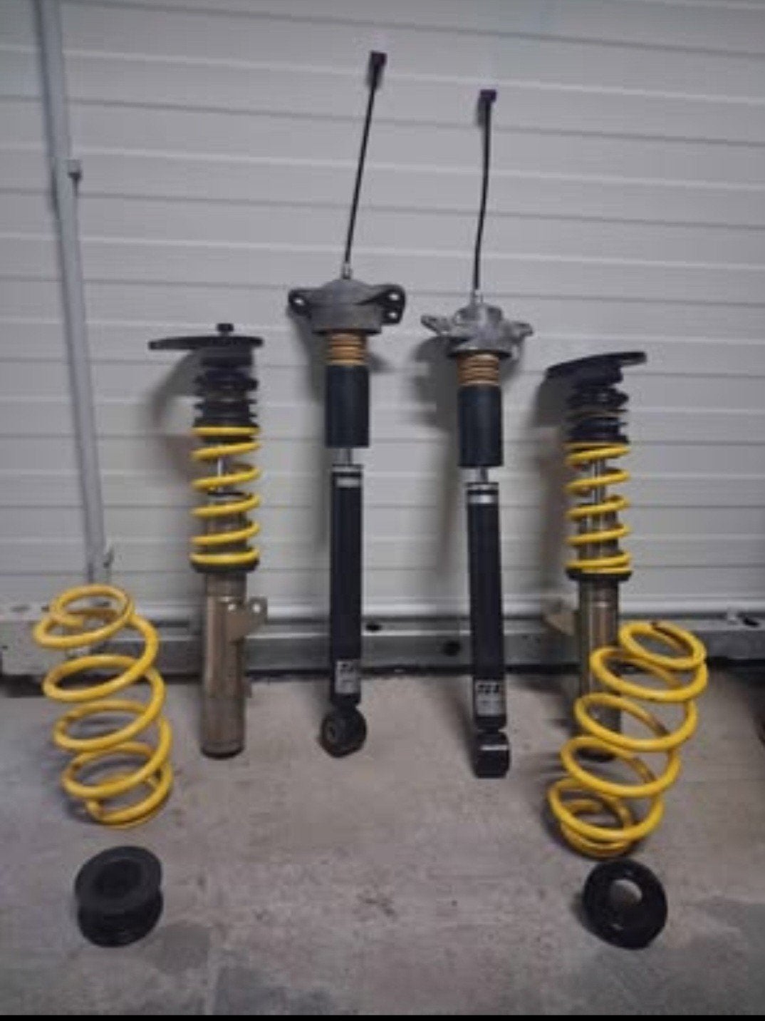 ST XTA schroefset met camber topmounts audi a3 8p, Auto-onderdelen, Ophalen, Audi