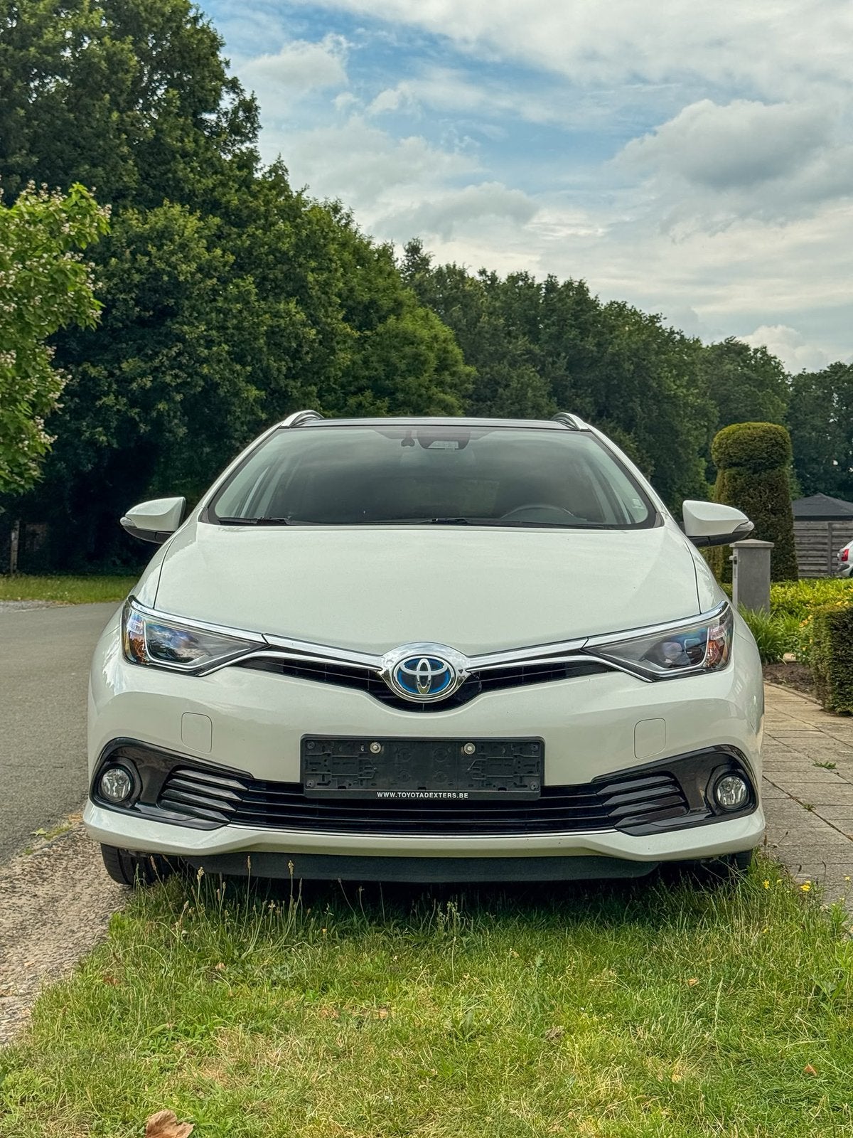 Toyota Auris hybrid touring 2018  104000km, Autos, Toyota, Euro 6, Entretenue par le concessionnaire, 5 portes, Automatique