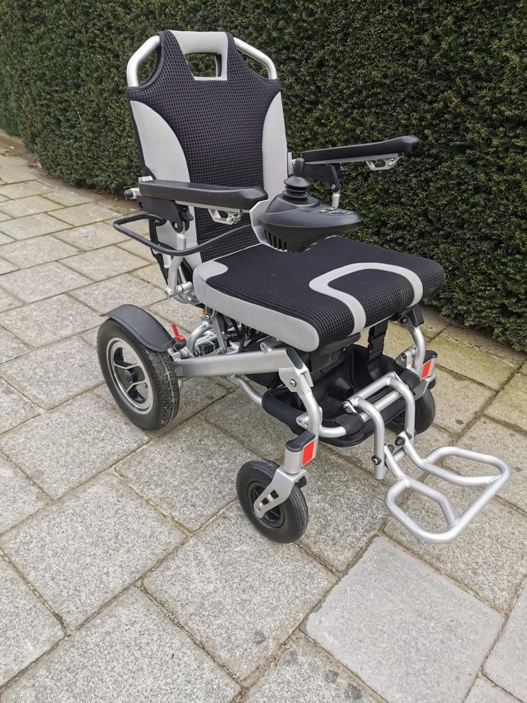 Fauteuil roulant électrique pliable avec nouvelle batterie i, Enlèvement ou Envoi, Pliant, Fauteuil roulant électrique