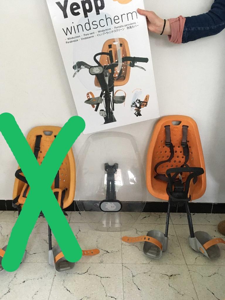 1X Thule Yepp mini stoeltje + scherm, Fietsen en Brommers, Fietsaccessoires | Fietsstoeltjes, Ophalen, Voorzitje, Thule, 0 t/m 13 kg