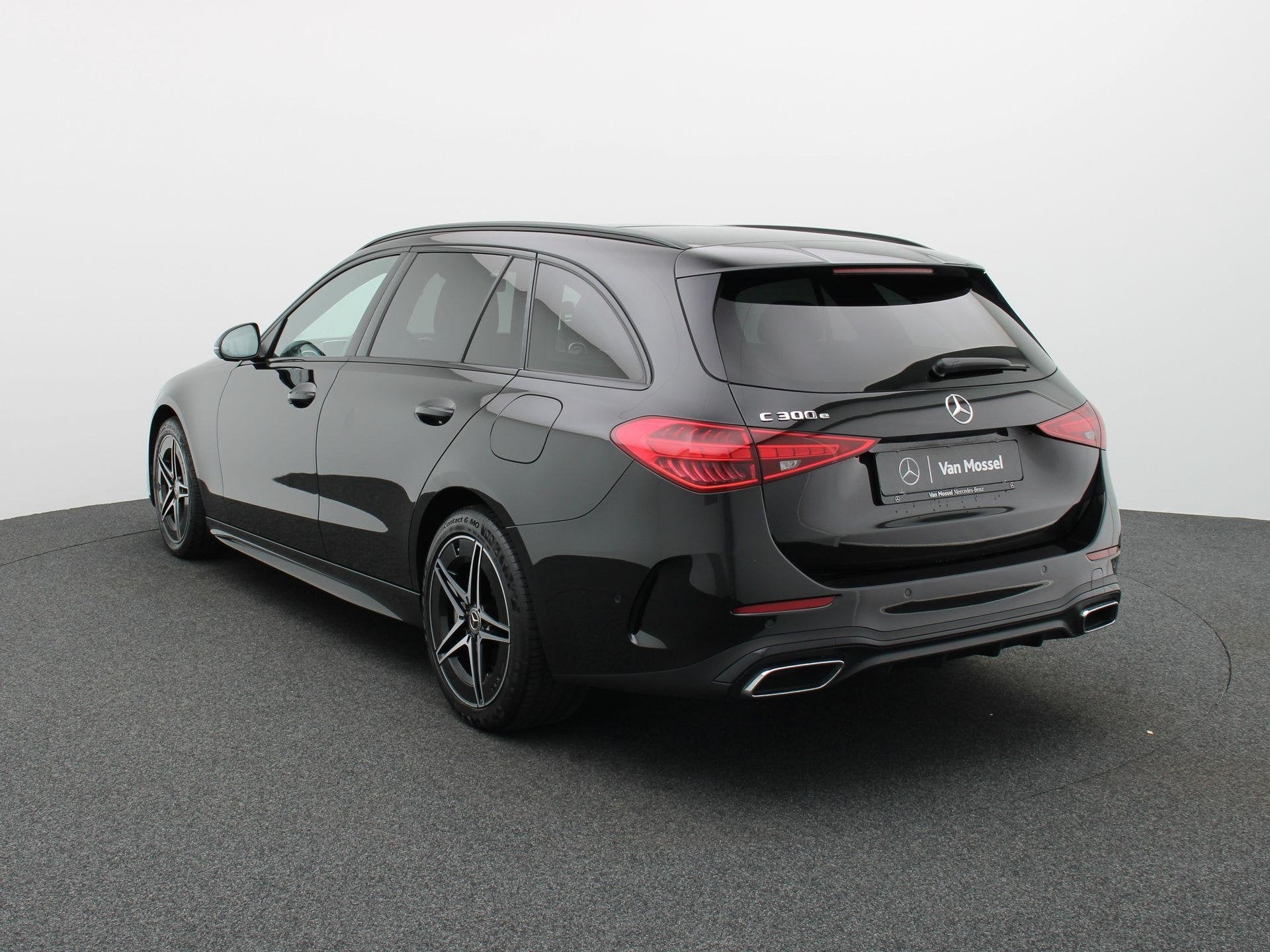 Mercedes-Benz C-Klasse 300 e AMG Line Estate + PANORAMISCH D, Autos, Achat, 1800 kg, Noir, Automatique
