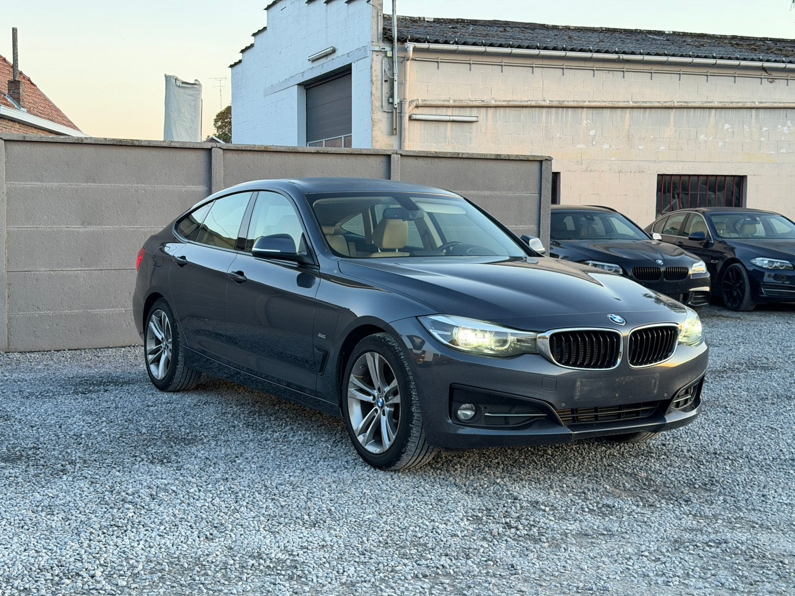 BMW 318d GT *LUXURY LINE*FACELIFT*LED KOPLAMPEN*CAMERA*Eur6b, Auto's, 121 g/km, Achterwielaandrijving, 1995 cc, 4 cilinders