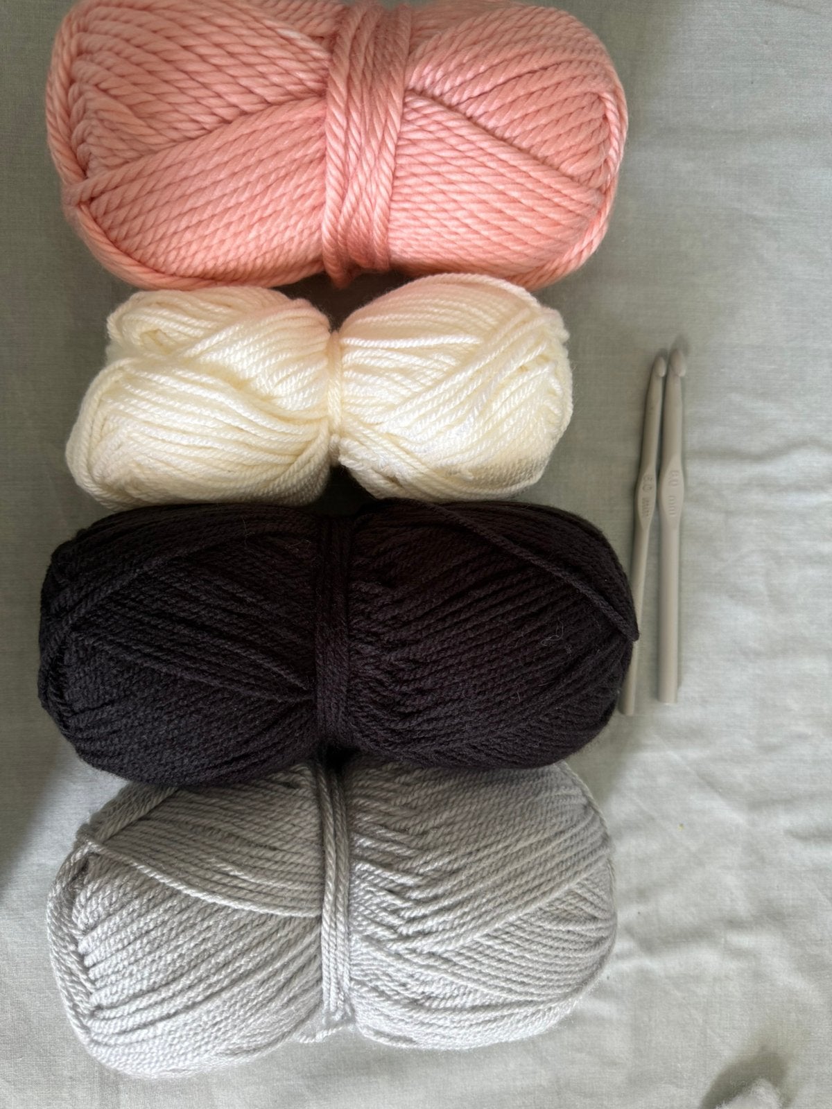 Laines, Hobby & Loisirs créatifs, Enlèvement, Comme neuf
