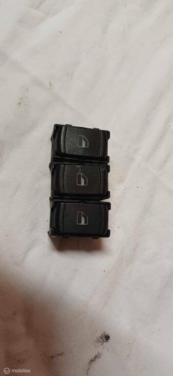 Elektrisch raam schakelaar RV,LA,RA Vw bora 3B0959855B, Auto-onderdelen, Gebruikt, Volkswagen, Ophalen of Verzenden, Volkswagen
