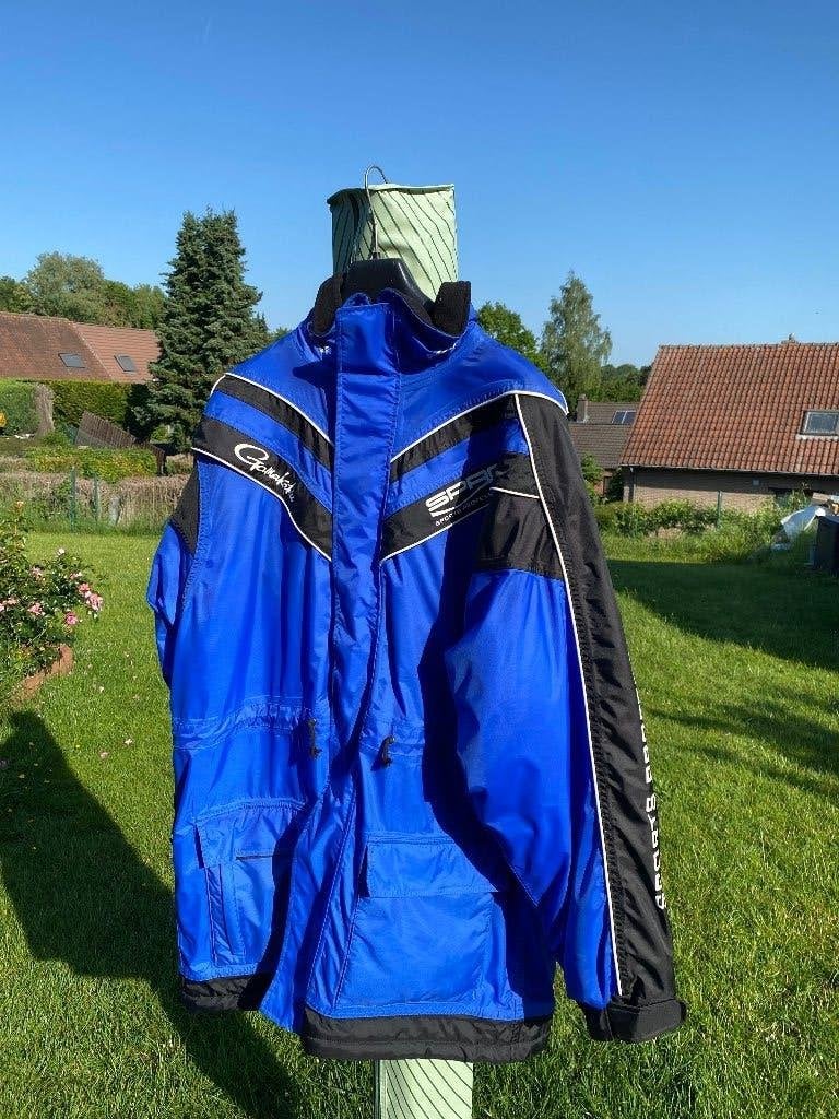 SPRO, Ophalen, Zo goed als nieuw, Kleding