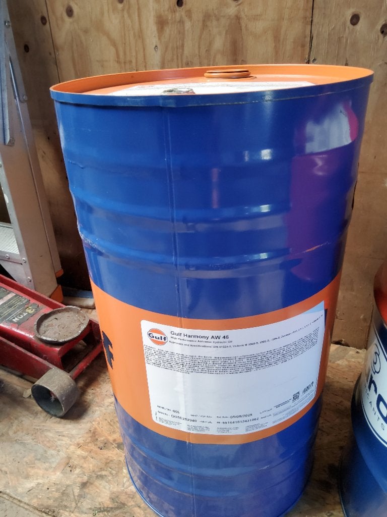 60 liter hydraulische olie, Ophalen