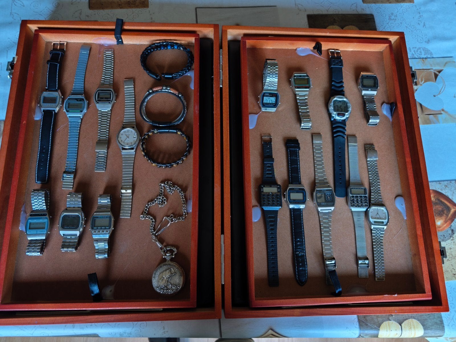 Vintage horloges Seiko Citizen Pontiac Casio Lorus Ricoh ea, Bijoux, Sacs & Beauté, Montres | Hommes, Enlèvement, Casio