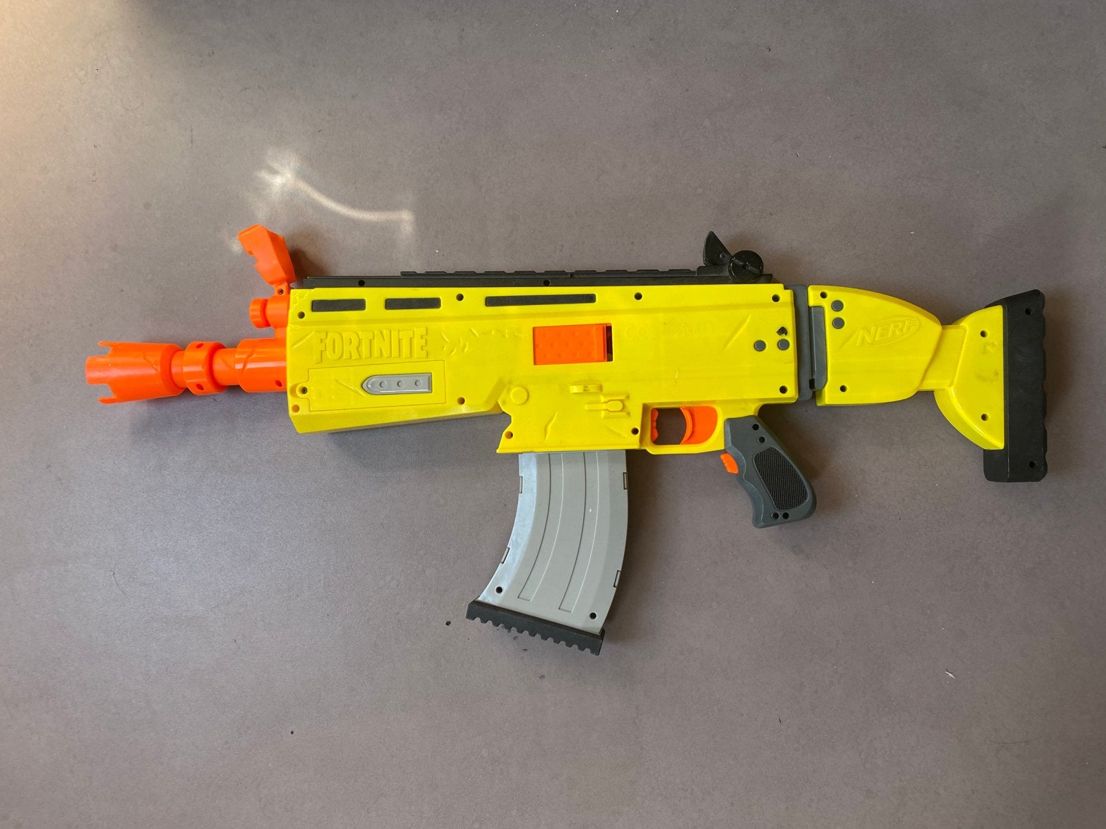 Fortnite Nerf gun pistool, Kinderen en Baby's, Speelgoed | Buiten | Actiespeelgoed, Ophalen, Zo goed als nieuw