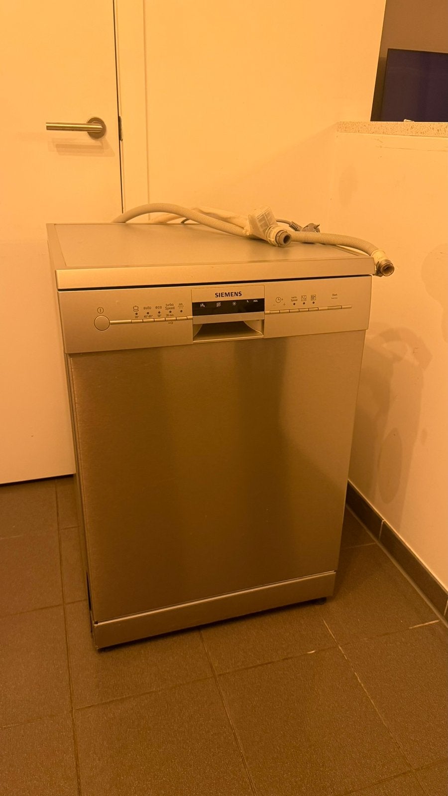 Siemens vaatwasser SN25M842EU – inox – werkt goed, Elektronische apparatuur, Ophalen, Zo goed als nieuw, Vrijstaand