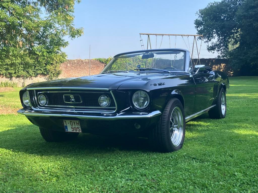 Ford mustang 68 cabriolet excellent état !, Auto's, Automaat, 4 zetels, Achterwielaandrijving, Cabriolet