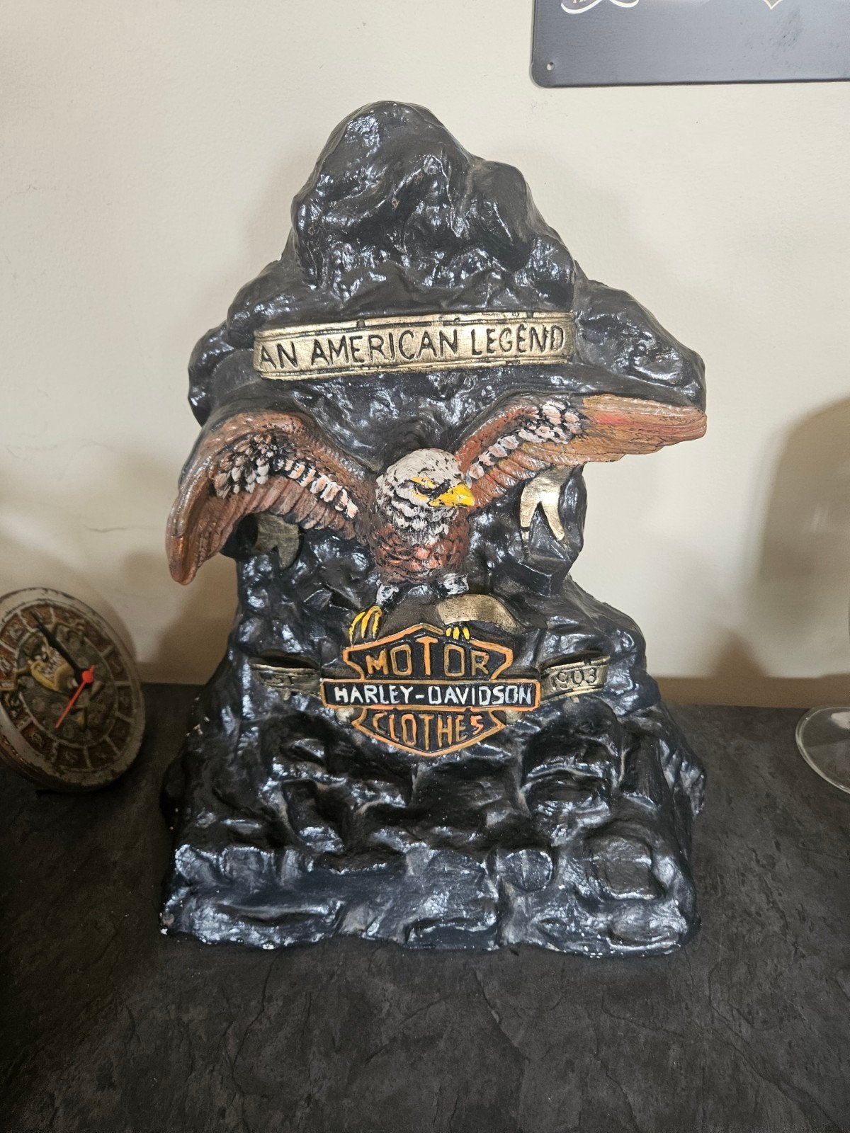 Harley Davidson, Enlèvement