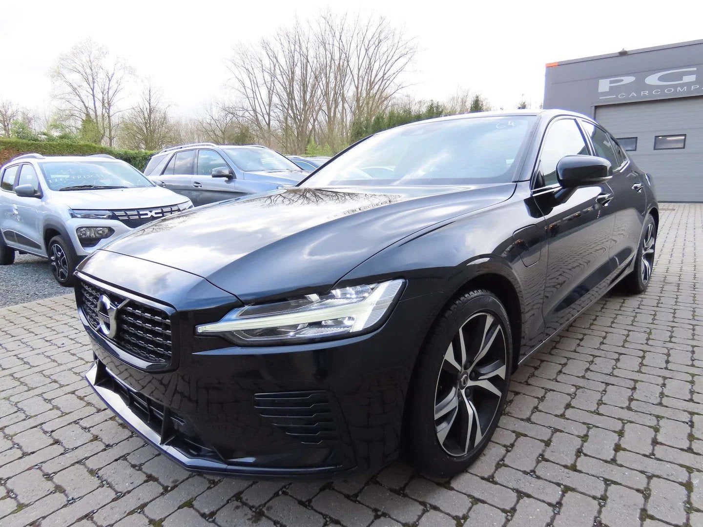 Volvo S60 S60 2.0 T8 R-DESIGN AWD PHEV Polestar Engineered, Autos, Cuir, Achat, Entreprise, 233 kW