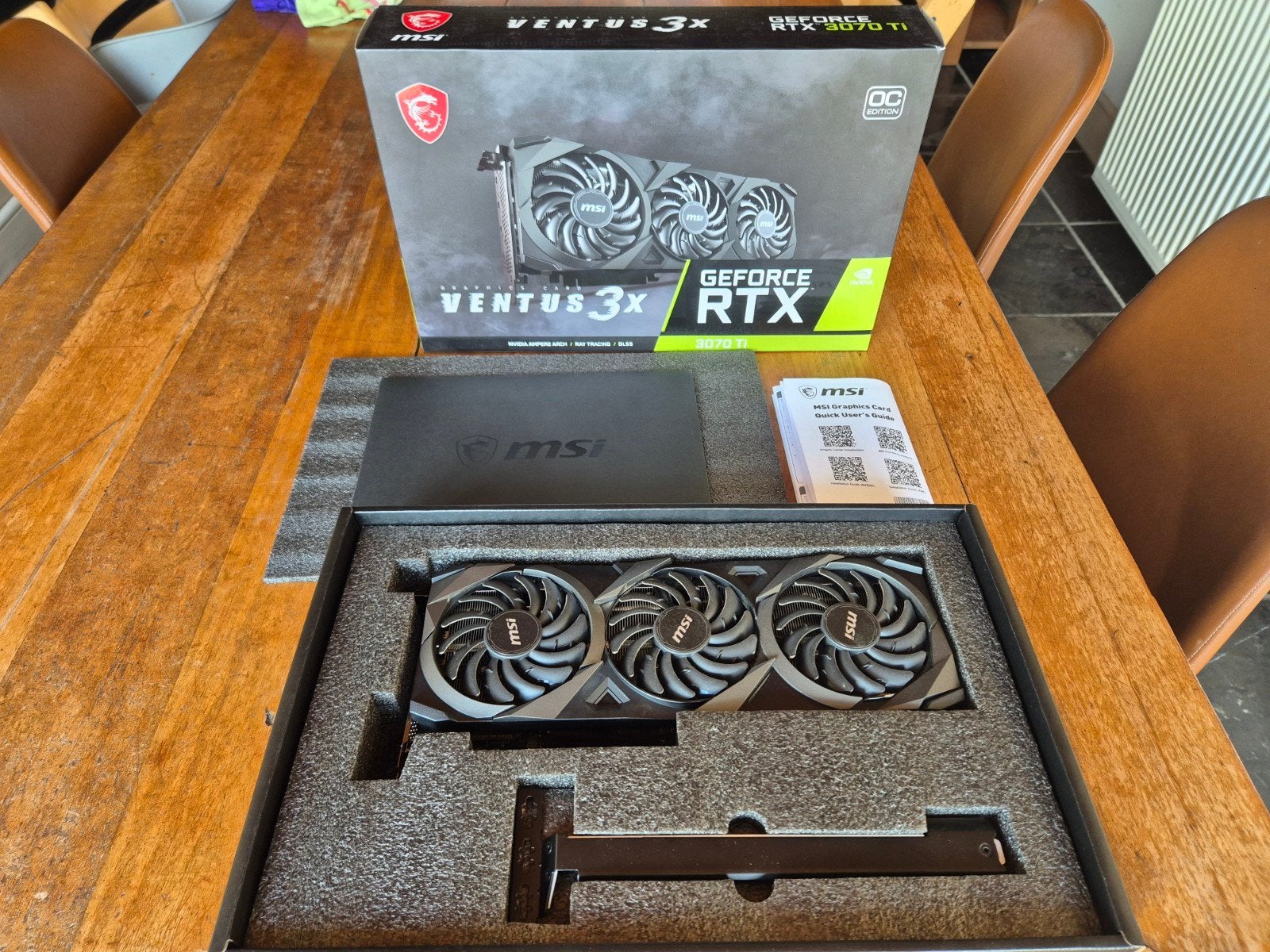 MSI RTX 3070 TI Ventus 3x OC 8Gb

Zeer goede grafische kaart, Computers en Software, GDDR6, PCI-Express 4, Ophalen of Verzenden
