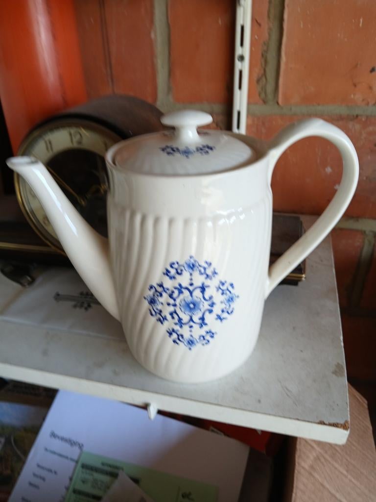 Ancienne cafetière Tournai b.f., Enlèvement ou Envoi