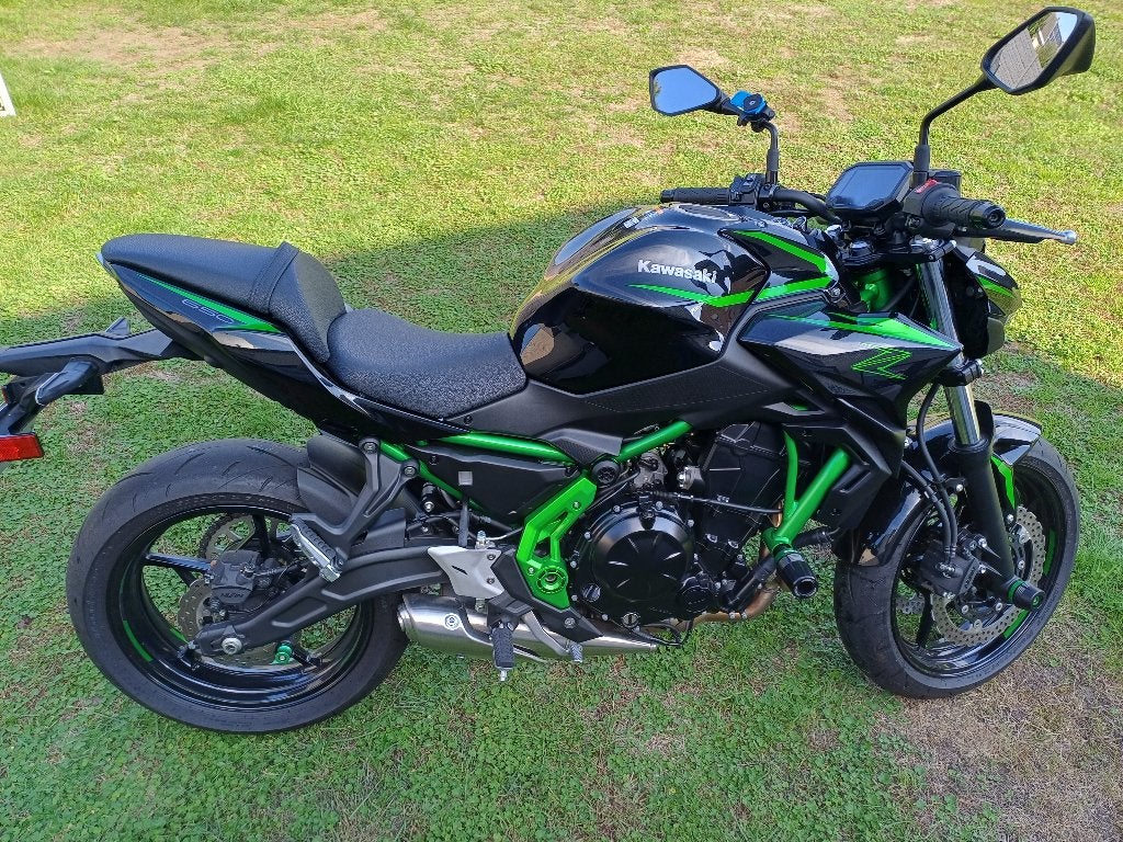 Kawasaki Z 650  2025 1260 km + garantie, Motoren, 2 cilinders, Motorrijbewijs A, Gebruikt, Particulier