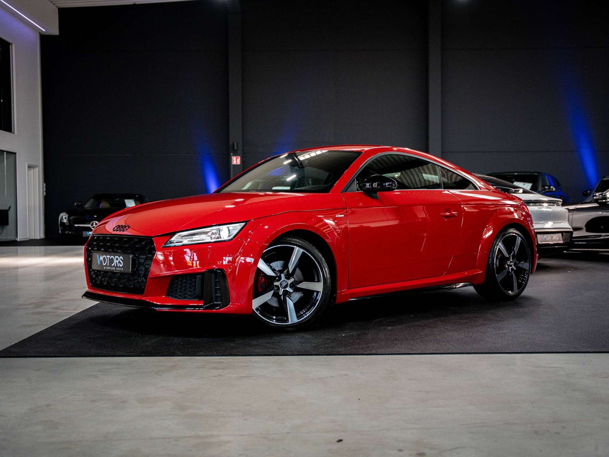 Audi TT Coupé - S tronic - S line Competition - Virtual Coc, Autos, Audi, Rouge, Entreprise, Noir, Automatique