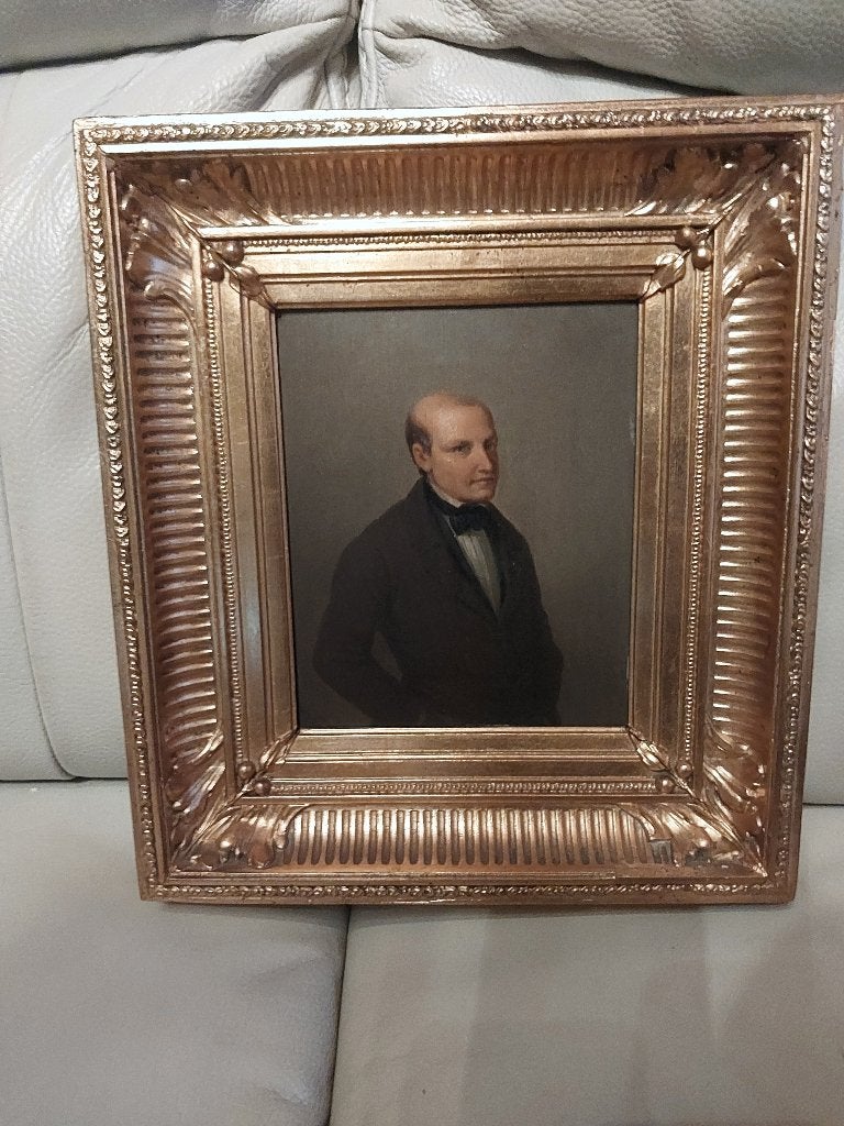 Mooi antiek herenportret, Enlèvement