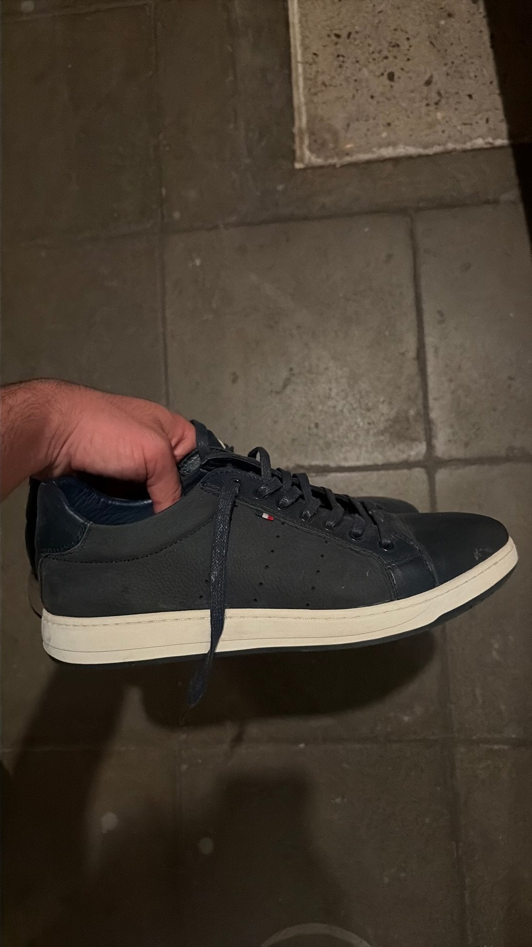 Chaussures Moncler, Enlèvement ou Envoi, Chaussures à lacets, Comme neuf, Noir