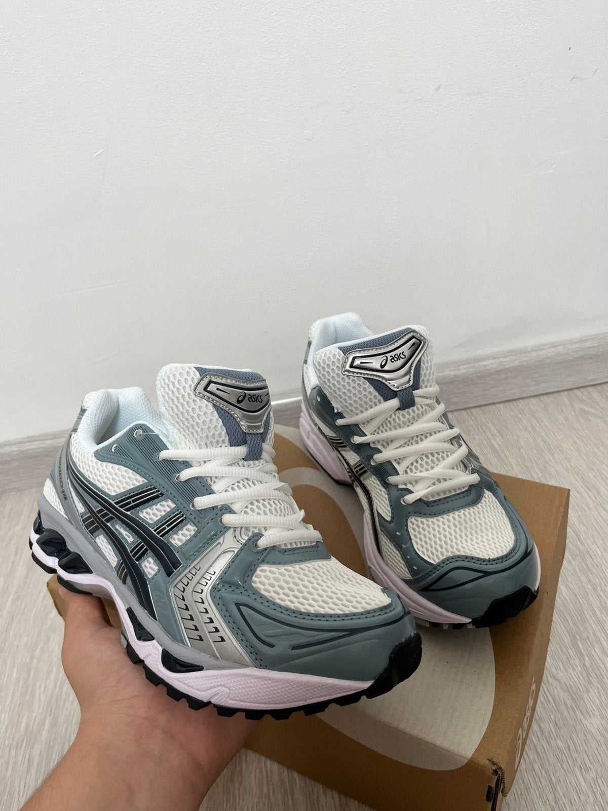 Asics gel kayano blue, Enlèvement ou Envoi, Neuf, Bleu