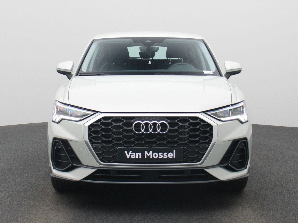 Audi Q3 Sportback 35 TFSI S tronic Bus. Ed. Attraction, Autos, Audi, Argent ou Gris, Achat, 1800 kg, Entreprise