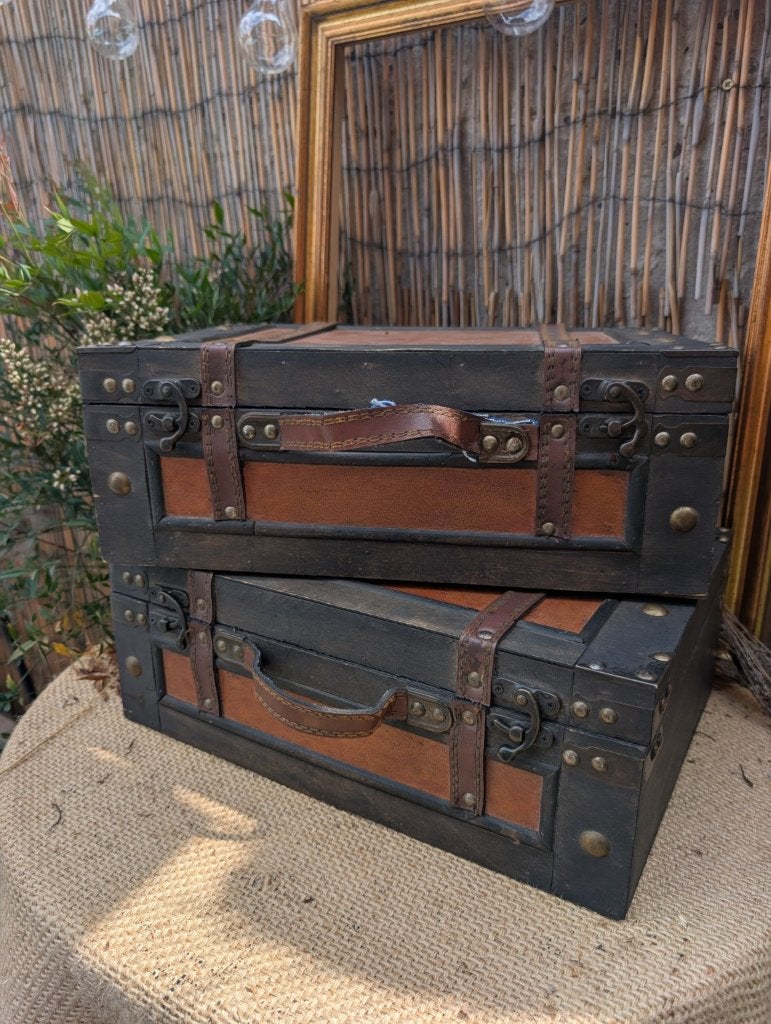 2 Déco loftkoffers in kofferbakstijl in kofferbakstijl, Huis en Inrichting, Woonaccessoires | Kisten, Zo goed als nieuw, 5 – 50