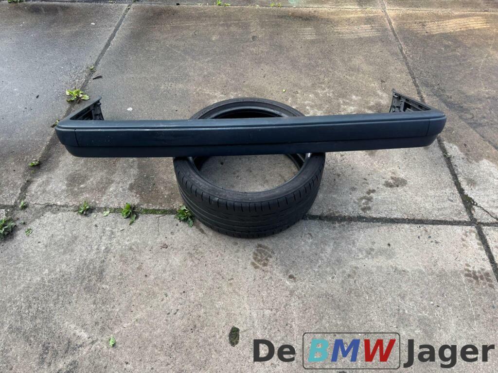 Achterbumper grijs BMW 3-serie E30 ('87-'92) 51121953647, Auto-onderdelen, Gebruikt, Ophalen of Verzenden, Achter, Bumper