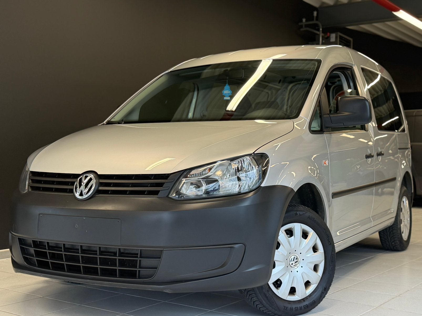 Volkswagen Caddy | 5P | 1er propriétaire | Carnet complet |, Autos, Euro 5, Achat, Boîte manuelle, 5 portes