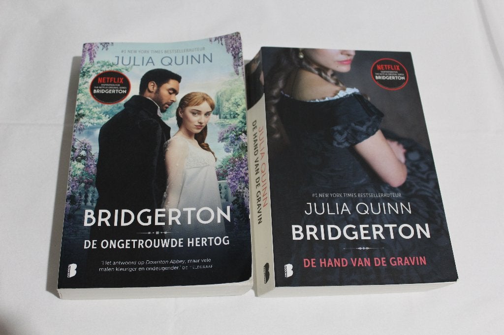 Julia Quinn - Bridgerton serie, Boeken, Ophalen of Verzenden, Zo goed als nieuw, Julia Quinn, België