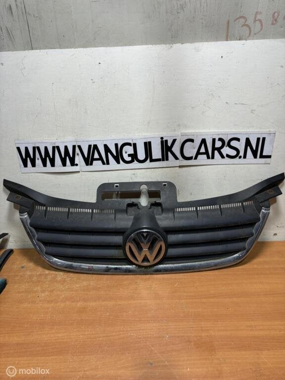 Grill  Volkswagen Caddy Bestel III ('03-'10, Enlèvement ou Envoi, Volkswagen, Utilisé, Volkswagen