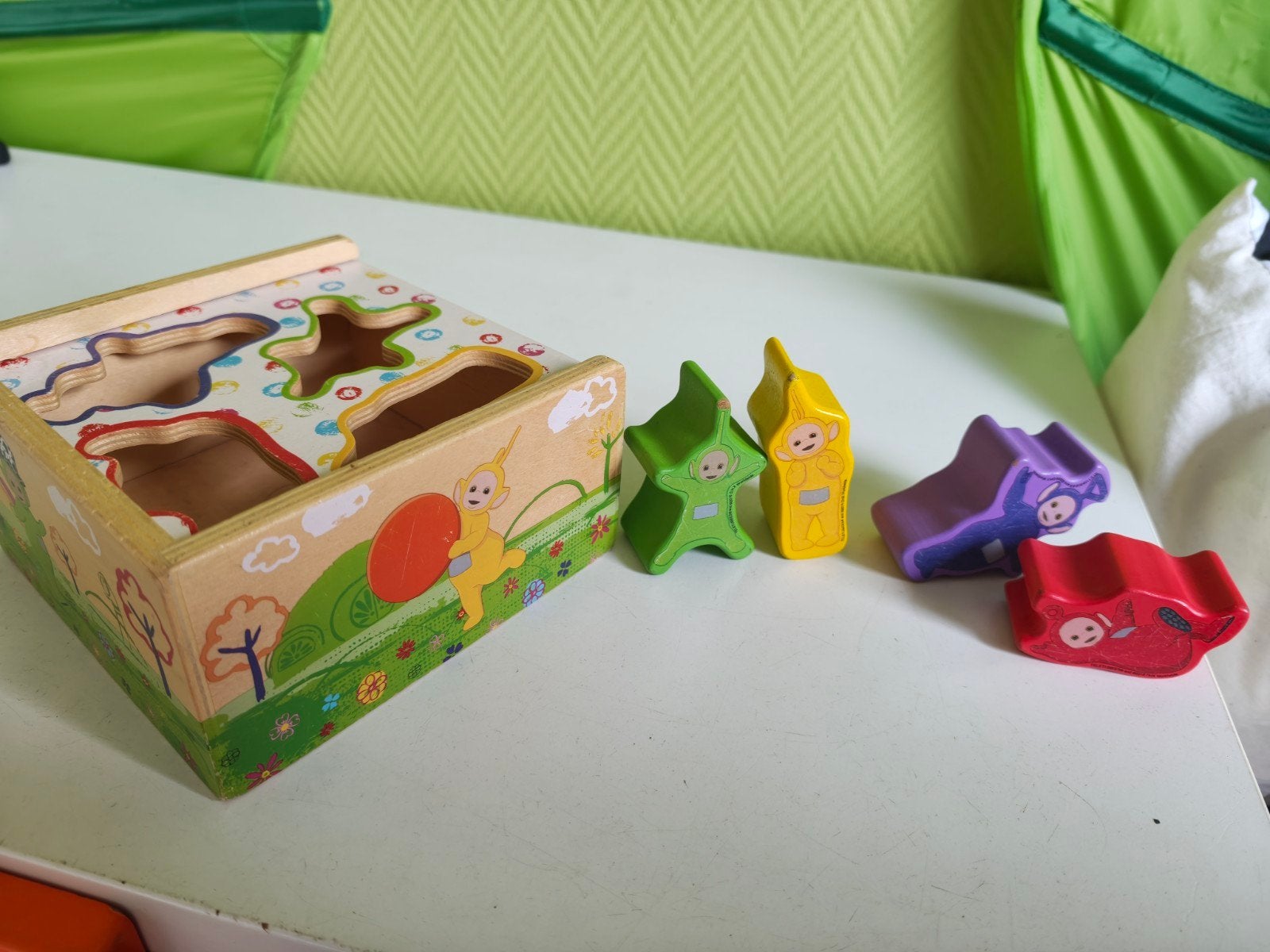 Teletubbies houten speelgoed, Ophalen