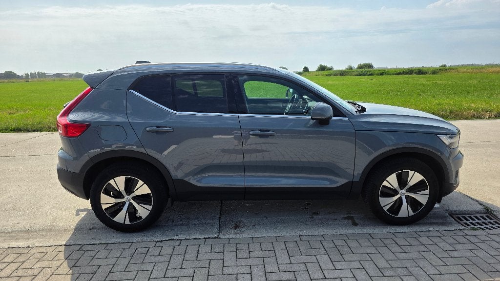 Volvo XC40 1.5 T4 PHEV Inscription Expression, Auto's, Dealer onderhouden, Stof, Geheel digitaal combi-instrument, 48 g/km