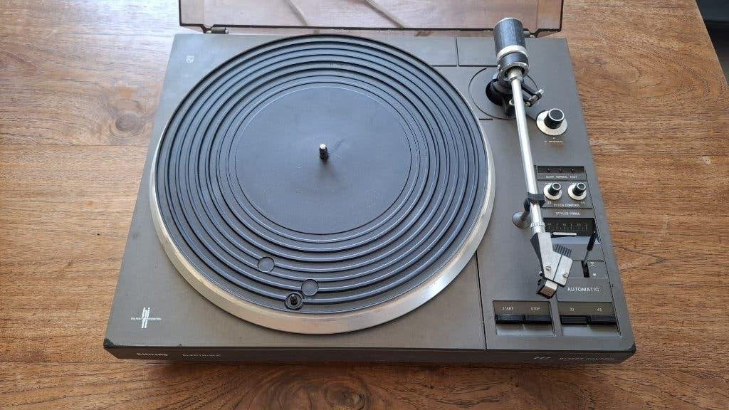 Platine / tourne disques Philips 777 Direct control, Enlèvement ou Envoi, Ne fonctionne pas, Tourne-disque, Philips