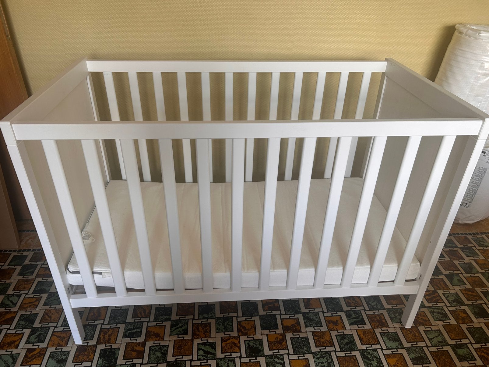 Babybedje ikea te koop !, Ophalen, Zo goed als nieuw