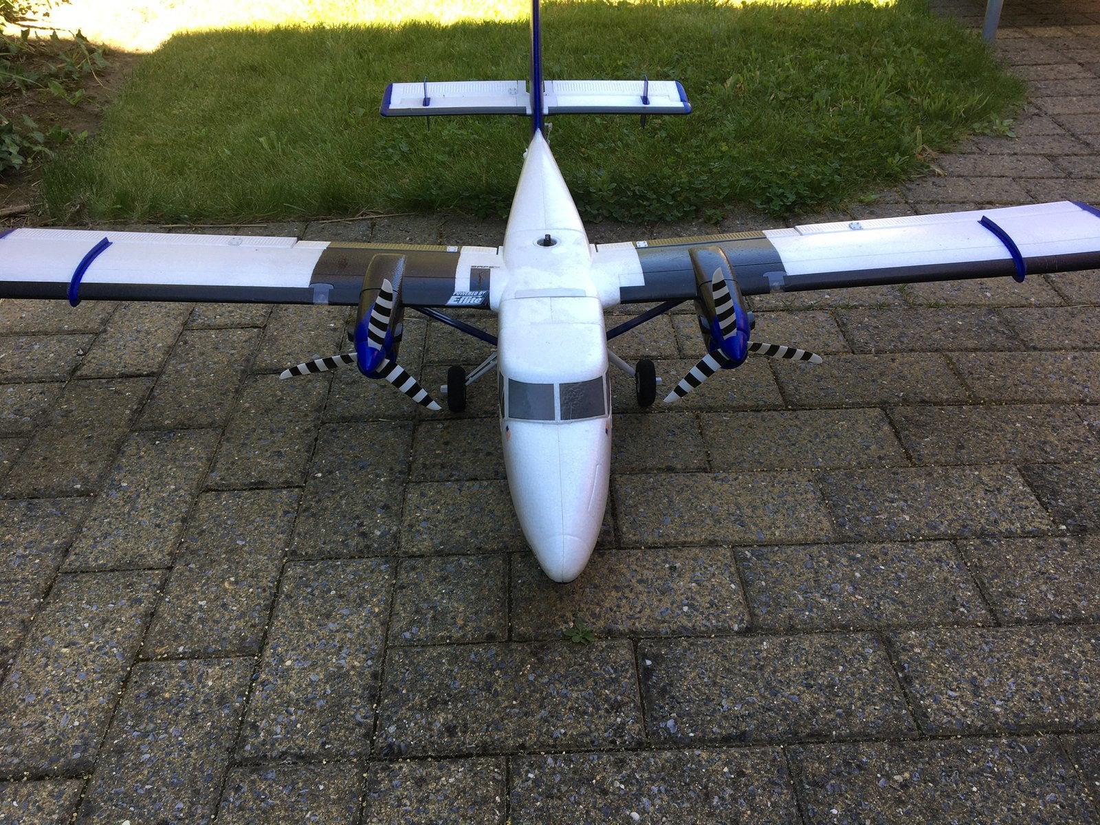 E flite twin otter, Ophalen, Gebruikt