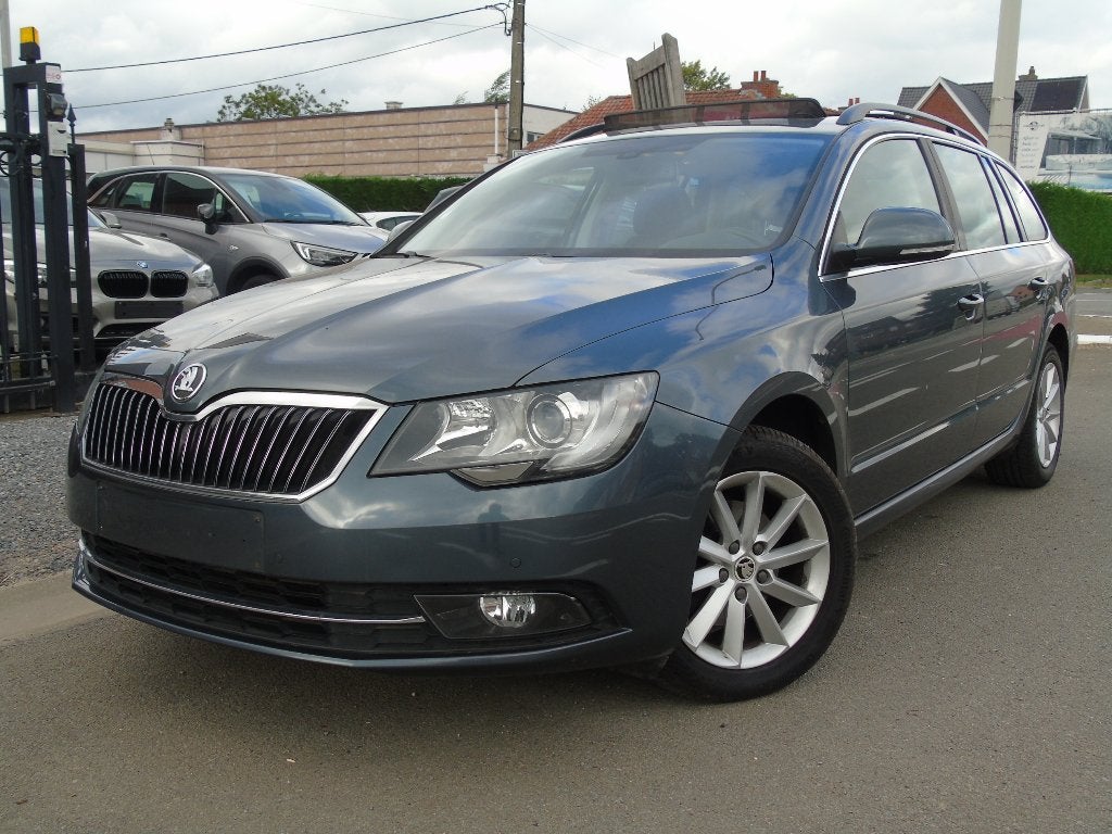 Skoda Superb Sw 1.6 TDI *05/2014 *Ohboekje *Panodak *Airco, Autos, Entreprise, Boîte manuelle, Entretenue par le concessionnaire