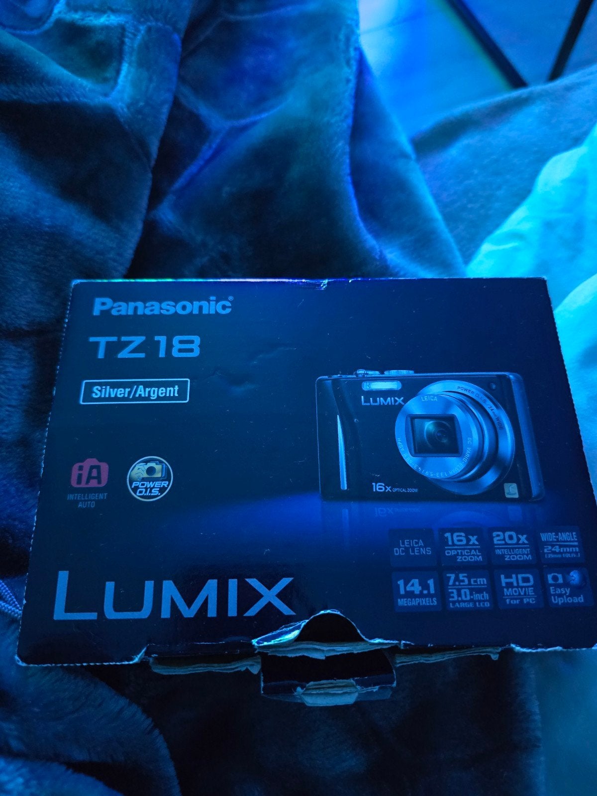 panasonic TZ18 lumix silver in doos nieuwstaat, 14 megapixels, Accu, Panasonic, Ophalen of Verzenden